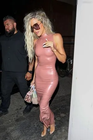 Khlo Kardashian OnlyFans Leaked Free Thumbnail Picture - #NQsWOSM27y