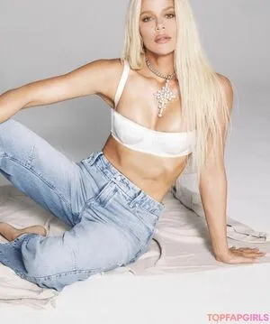 Khlo Kardashian OnlyFans Leaked Free Thumbnail Picture - #QqeCMMhErK
