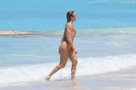 Khlo Kardashian OnlyFans Leaked Free Thumbnail Picture - #UGA4RkVjtz