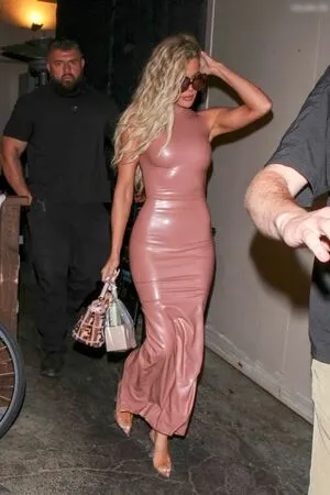 Khlo Kardashian OnlyFans Leaked Free Thumbnail Picture - #YDadIOB1Dr