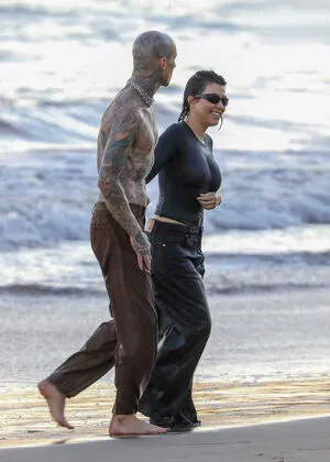 Khlo Kardashian OnlyFans Leaked Free Thumbnail Picture - #pOI3CKVzKU