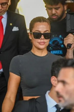 Khlo Kardashian OnlyFans Leaked Free Thumbnail Picture - #xvFhApK5cE