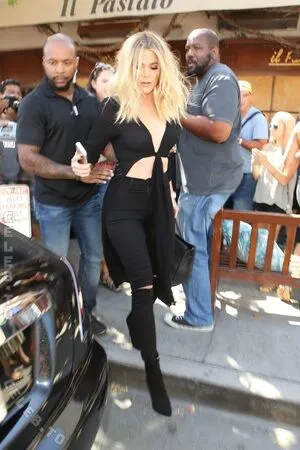 Khloe Kardashian OnlyFans Leaked Free Thumbnail Picture - #1zDe4ynWjs