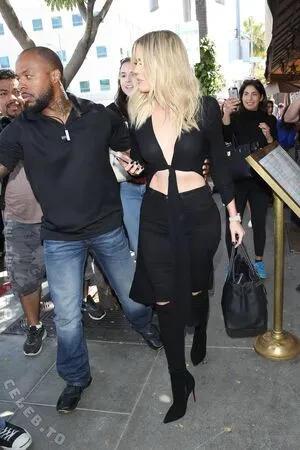 Khloe Kardashian OnlyFans Leaked Free Thumbnail Picture - #9IByAITVM8