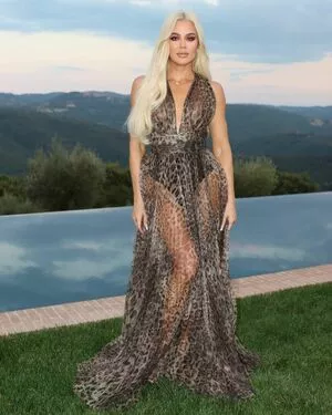 Khloe Kardashian OnlyFans Leaked Free Thumbnail Picture - #Yz8lWPmXkc