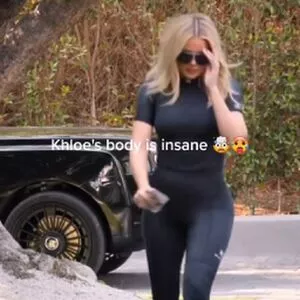 Khloe Kardashian OnlyFans Leaked Free Thumbnail Picture - #m8HiZP2Re4