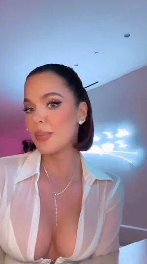 Khloe Kardashian OnlyFans Leaked Free Thumbnail Picture - #wcIIT7ztqj