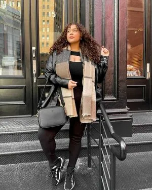 Khloe Katera OnlyFans Leaked Free Thumbnail Picture - #2NbHSgwgMm