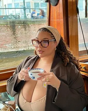 Khloe Katera OnlyFans Leaked Free Thumbnail Picture - #MGnes88PFZ