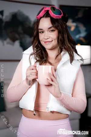 Khloe Kingsley OnlyFans Leaked Free Thumbnail Picture - #8ivn788ZVn