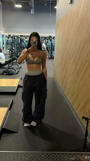 Kiana Dufour OnlyFans Leaked Free Thumbnail Picture - #2R3Br1sIS9