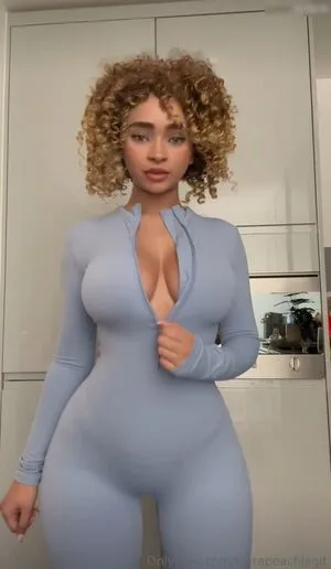 Kiara Peachy OnlyFans Leaked Free Thumbnail Picture - #i1afowiikW