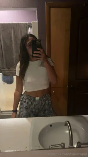Kiarakupid OnlyFans Leaked Free Thumbnail Picture - #4mXkTc1HBk