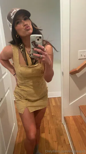 Kiarakupid OnlyFans Leaked Free Thumbnail Picture - #aE1VW7JYtk