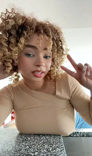 Kiarapeachlegit OnlyFans Leaked Free Thumbnail Picture - #fgW1hfoK9A