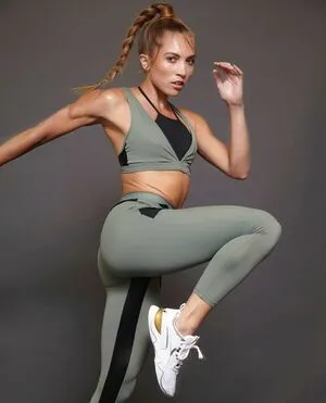 Kiby Akindeinde OnlyFans Leaked Free Thumbnail Picture - #mr7vrGnTHE