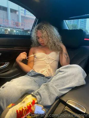 Kickingitwithk OnlyFans Leaked Free Thumbnail Picture - #2ZaBpp5bjN