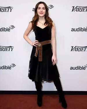 Kiernan Shipka OnlyFans Leaked Free Thumbnail Picture - #0QMdTT8nII