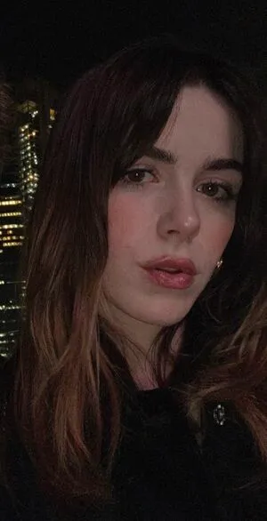 Kiernan Shipka OnlyFans Leaked Free Thumbnail Picture - #14gQpcz1Ft