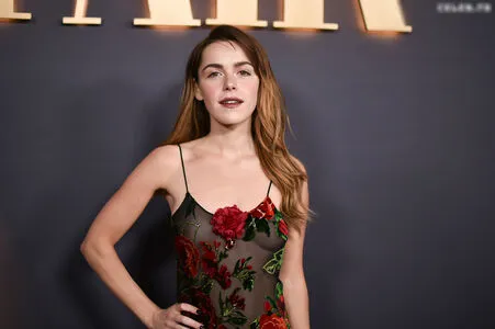 Kiernan Shipka OnlyFans Leaked Free Thumbnail Picture - #4BqCNui0lP