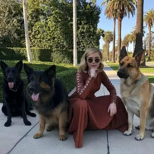 Kiernan Shipka OnlyFans Leaked Free Thumbnail Picture - #6dVZMp51kC