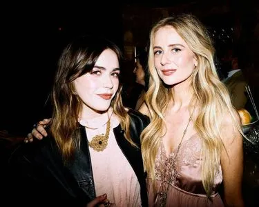 Kiernan Shipka OnlyFans Leaked Free Thumbnail Picture - #9pZTJOu0NA