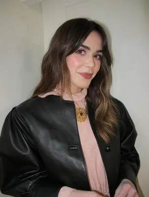 Kiernan Shipka OnlyFans Leaked Free Thumbnail Picture - #AbQKoEjsDF