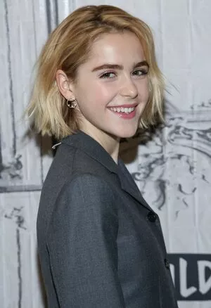 Kiernan Shipka OnlyFans Leaked Free Thumbnail Picture - #CARls5Yx5x