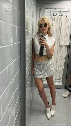 Kiernan Shipka OnlyFans Leaked Free Thumbnail Picture - #CeYgVkcl0u