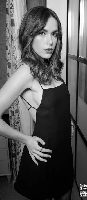 Kiernan Shipka OnlyFans Leaked Free Thumbnail Picture - #Pt8KlcKrpb