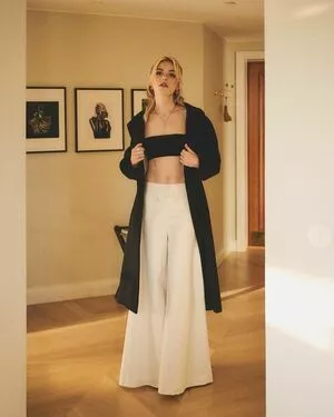 Kiernan Shipka OnlyFans Leaked Free Thumbnail Picture - #TqaFifoIOU