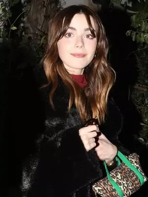 Kiernan Shipka OnlyFans Leaked Free Thumbnail Picture - #VyeH7xkm12