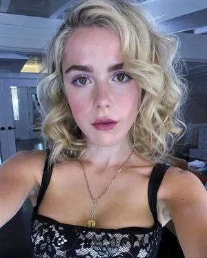 Kiernan Shipka OnlyFans Leaked Free Thumbnail Picture - #Ykhsakt989