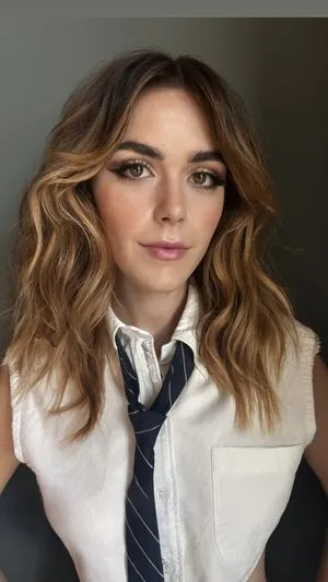 Kiernan Shipka OnlyFans Leaked Free Thumbnail Picture - #cIp3UafiJp