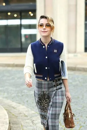 Kiernan Shipka OnlyFans Leaked Free Thumbnail Picture - #tL8zekiAat