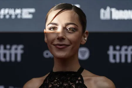 Kiernan Shipka OnlyFans Leaked Free Thumbnail Picture - #xHecTV0zV1