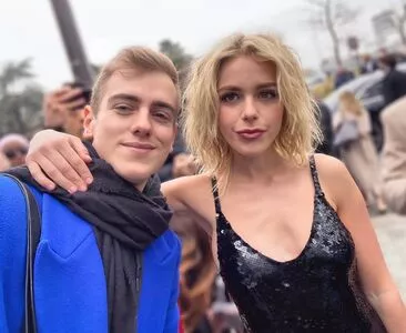 Kiernan Shipka OnlyFans Leaked Free Thumbnail Picture - #yiBH6AgurC