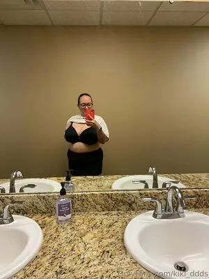 Kiki Ddds OnlyFans Leaked Free Thumbnail Picture - #DesTCiFTrt