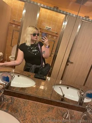 Kiki Gothiccy OnlyFans Leaked Free Thumbnail Picture - #Dp8sr1Soo3