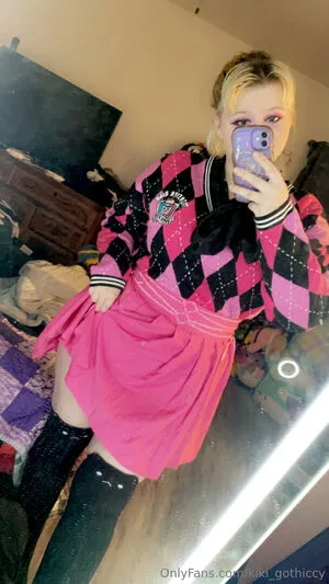 Kiki Gothiccy OnlyFans Leaked Free Thumbnail Picture - #m3BxY4XvJg