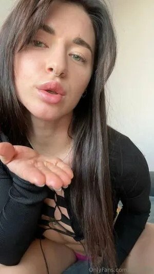 Kiki Miia OnlyFans Leaked Free Thumbnail Picture - #PPsupPIsed