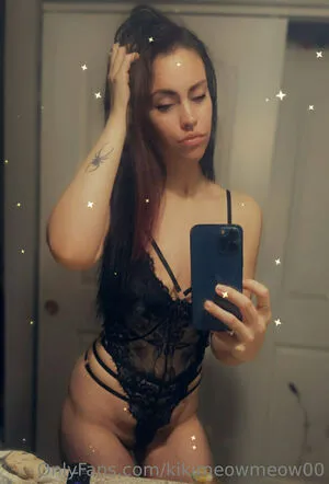 Kikimeowmeow00 OnlyFans Leaked Free Thumbnail Picture - #1bQEldMH3B