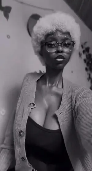 Kikiolaola OnlyFans Leaked Free Thumbnail Picture - #4fUWxlL9nl