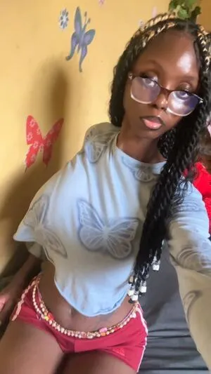 Kikiolaola OnlyFans Leaked Free Thumbnail Picture - #94DWHup8tw