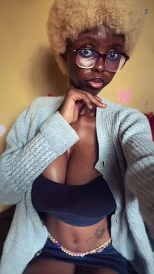 Kikiolaola OnlyFans Leaked Free Thumbnail Picture - #IaxD02G2Nl