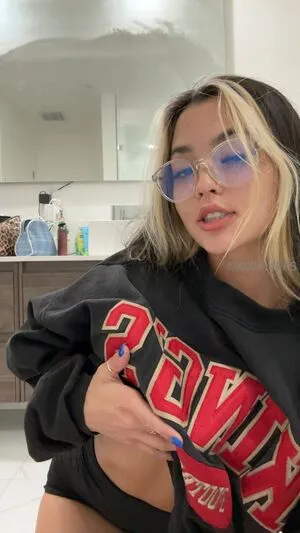 Kikirivers OnlyFans Leaked Free Thumbnail Picture - #9xYzHuGhth
