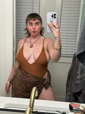 Kikiwflower OnlyFans Leaked Free Thumbnail Picture - #FmlnoU40V2