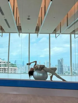 kiligkira OnlyFans Leaked Free Thumbnail Picture - #O27RYwd7Pg