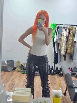 Kim Chaewon OnlyFans Leaked Free Thumbnail Picture - #0U2hVmZ1TS