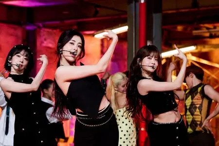 Kim Chaewon OnlyFans Leaked Free Thumbnail Picture - #0ysvRuj9H4